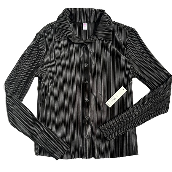NWT NO BOUNDARIES BLACK PLEATED BUTTON DOWN COLLARED LONG SLEEVE SHIRT SMALL - Picture 1 of 7
